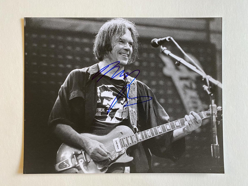 NEIL YOUNG autographed 11x14 photo