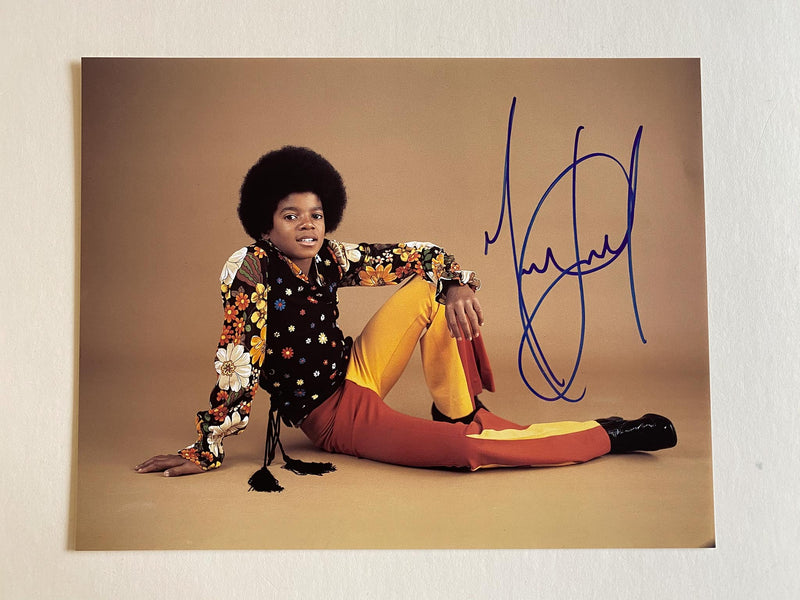 Michael Jackson---signed Photo 11x 14.